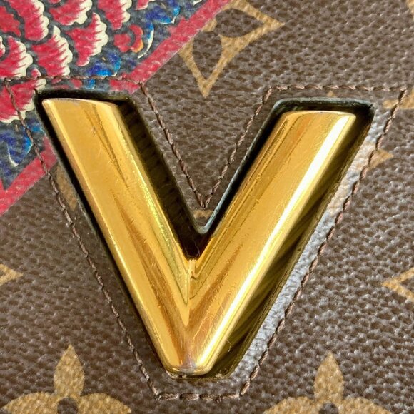 Louis Vuitton Twist Chain Wallet Limited Edition Kabuki Stickers l - Picture 10 of 11